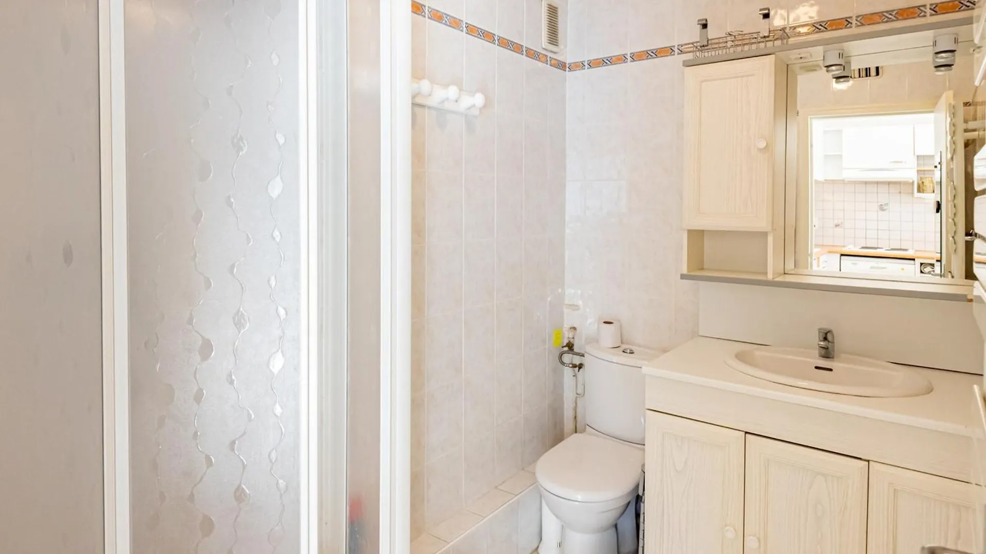 Confort En Station: T1 6 Pers, Au Pied Des Pistes, Proche Commerces - Fr-1-807-89 생프랑수아롱샴 아파트