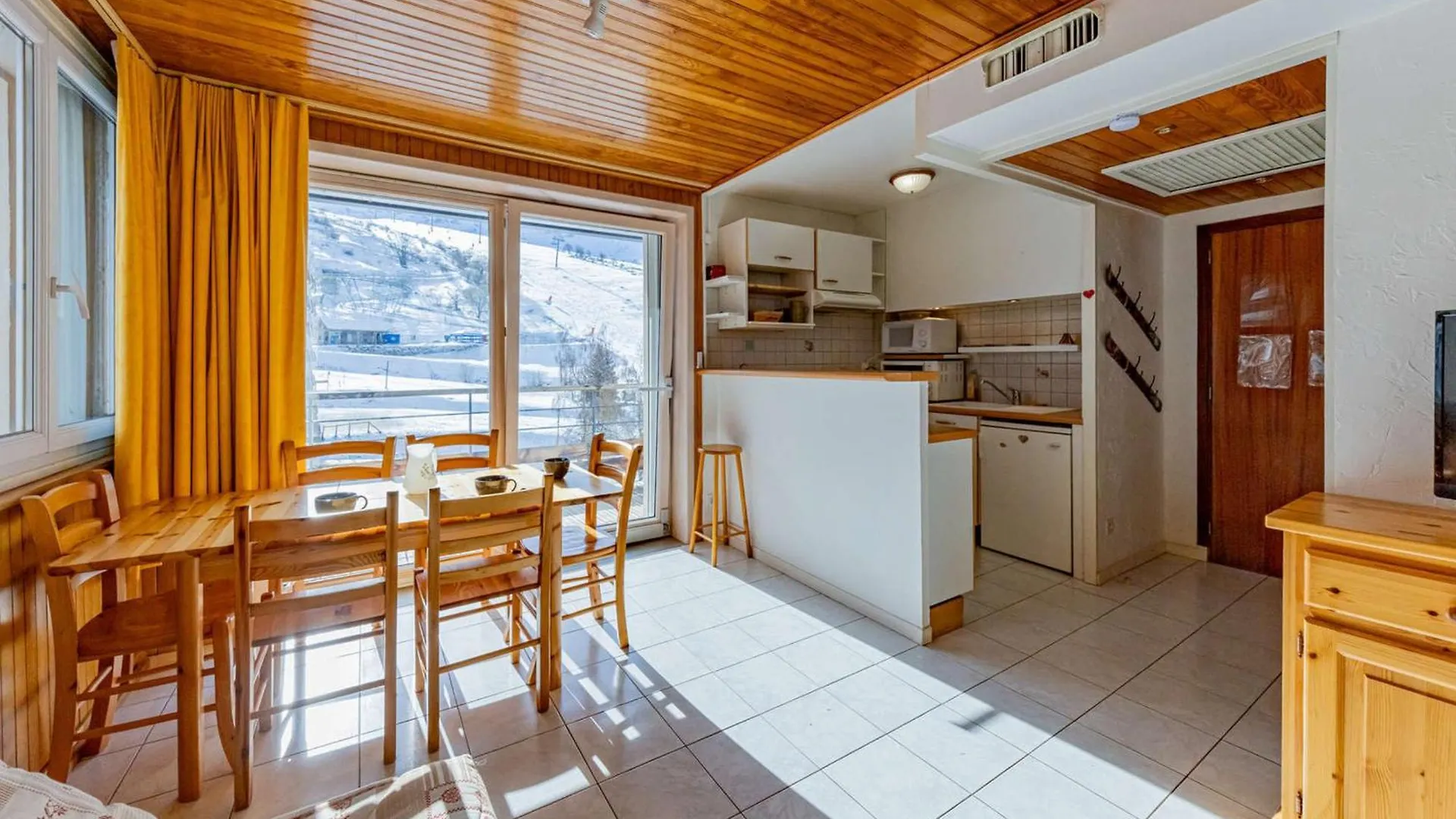 Confort En Station: T1 6 Pers, Au Pied Des Pistes, Proche Commerces - Fr-1-807-89 생프랑수아롱샴