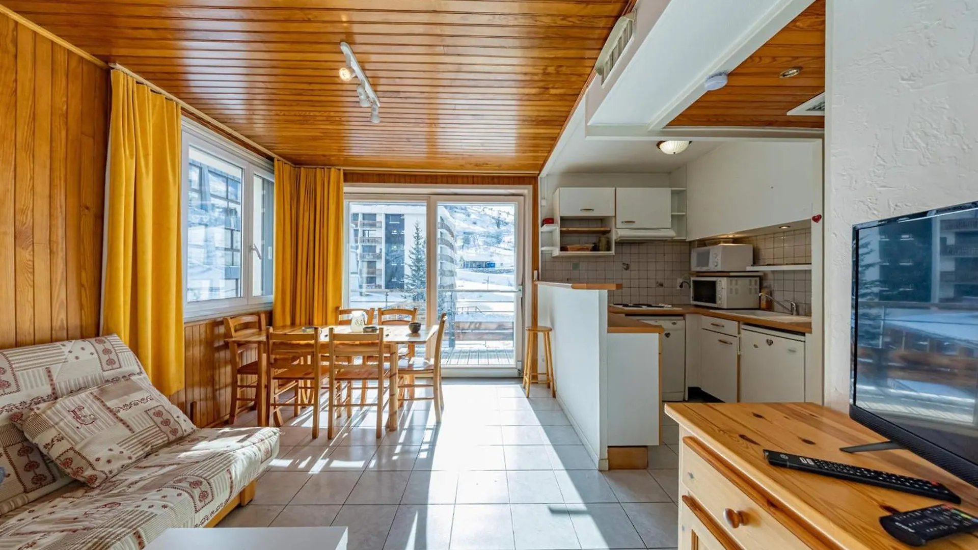 Confort En Station: T1 6 Pers, Au Pied Des Pistes, Proche Commerces - Fr-1-807-89 Saint-Francois-Longchamp